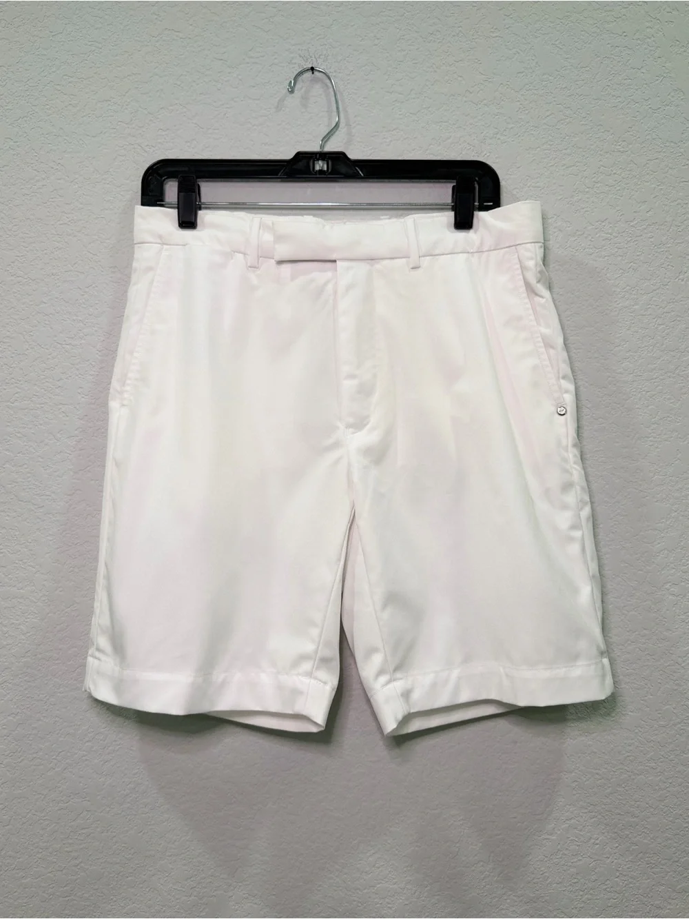 RLX Ralph Lauren Men's White Performance Golf Shorts - Size 31